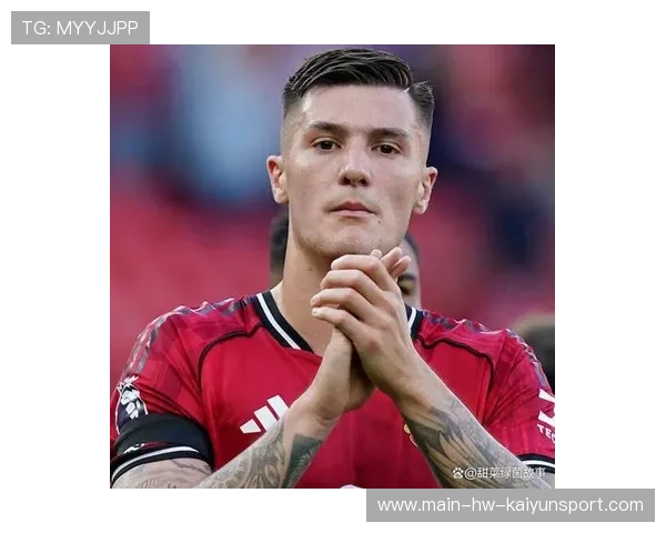 曼联前锋谢什科训练态度严谨，表现渐入佳境